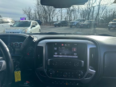 Used 2014 GMC Sierra 1500 SLT w/ SLT Crew Cab Value Package image 17