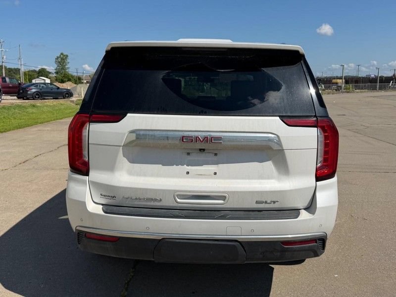 Used 2021 GMC Yukon SLT w/ SLT Luxury Plus Package AWD/4WD image 4