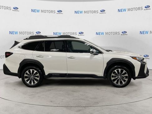 Used 2023 Subaru Outback Touring image 6