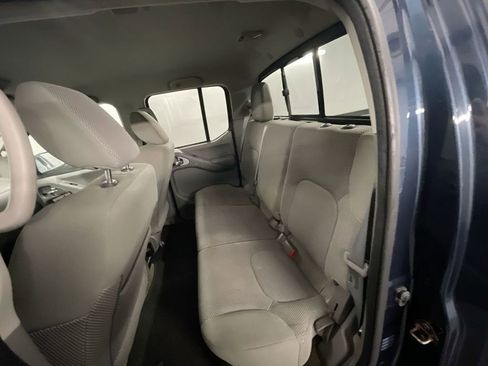 Used 2015 Nissan Frontier SV w/ SV Value Truck Package image 21