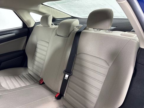 Used 2018 Ford Fusion S image 22