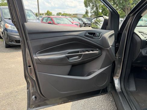 Used 2017 Ford Escape S FWD image 14