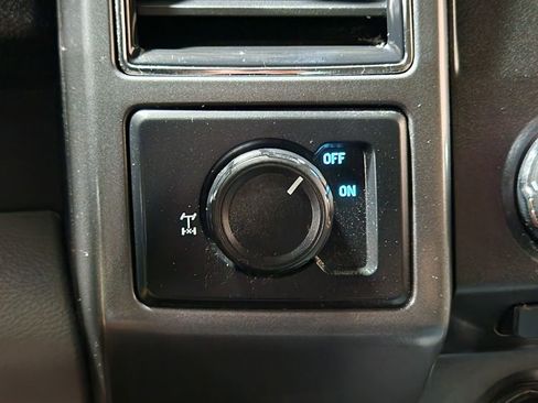 Used 2018 Ford F150 XLT image 39