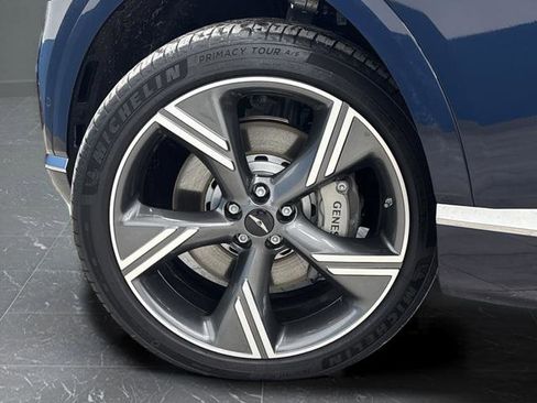 Used 2025 Genesis GV80 2.5T Prestige image 37