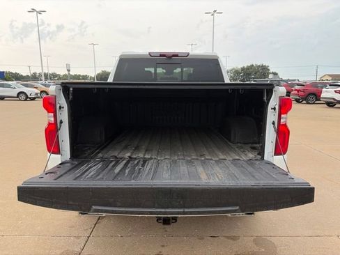 Used 2023 Chevrolet Silverado 1500 High Country w/ High Country Premium Package AWD/4WD image 5