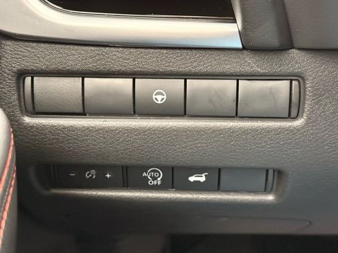 Certified 2025 Nissan Rogue SV image 32