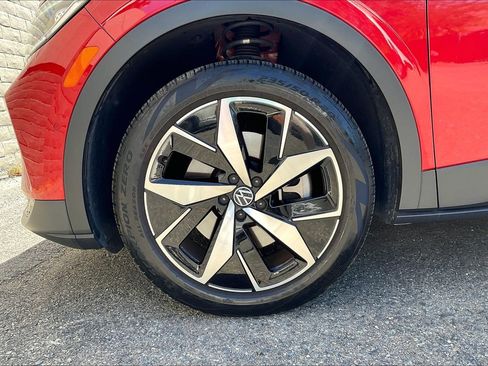 Used 2023 Volkswagen ID.4 Pro S AWD/4WD image 7