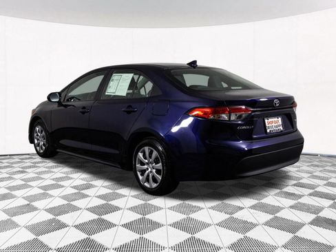 Used 2023 Toyota Corolla LE image 12
