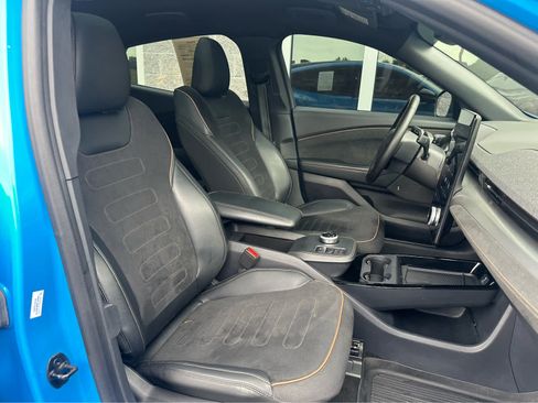 Used 2022 Ford Mustang Mach-E GT AWD/4WD image 16