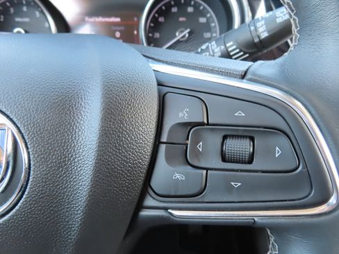 Used 2023 Buick Encore GX Select image 20