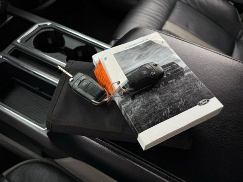 Used 2018 Ford F150 XLT w/ Equipment Group 302A Luxury image 5