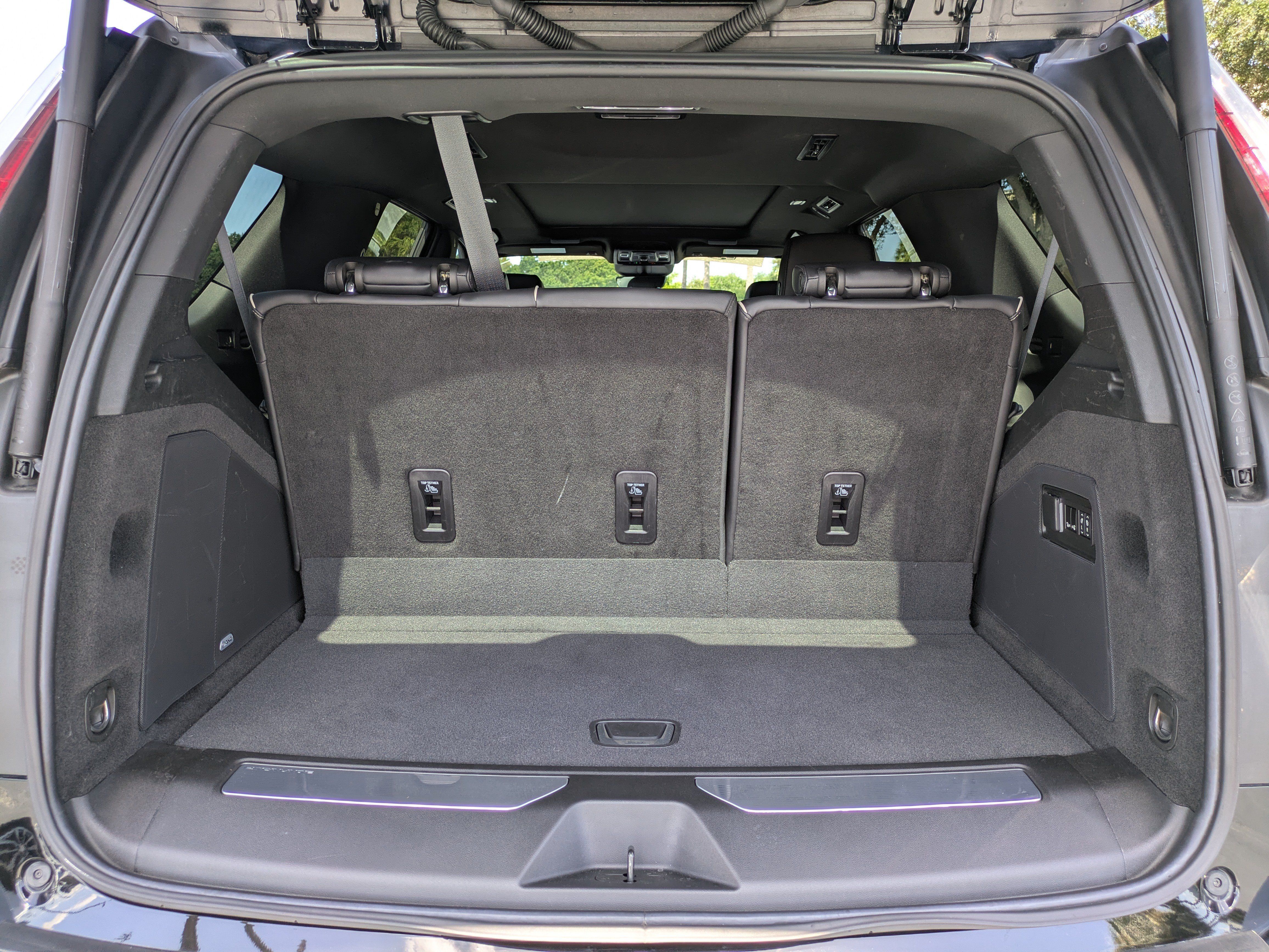 Certified 2024 Cadillac Escalade Sport AWD/4WD image 10