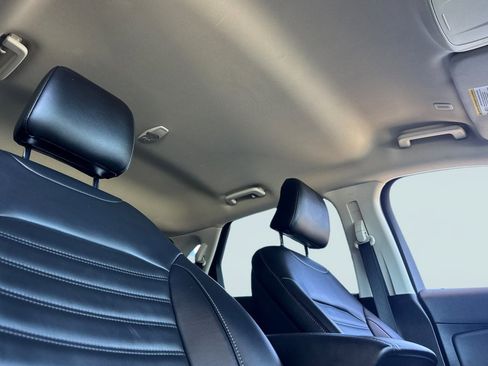 Used 2024 Ford Edge SEL image 14