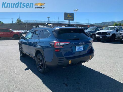 Used 2025 Subaru Outback Wilderness w/ Wilderness Package AWD/4WD image 5