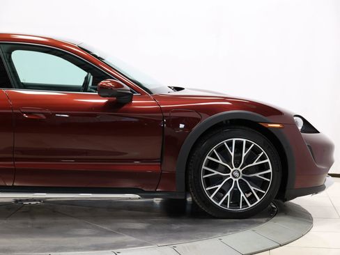 Used 2022 Porsche Taycan 4 Cross Turismo w/ Technology Package image 62
