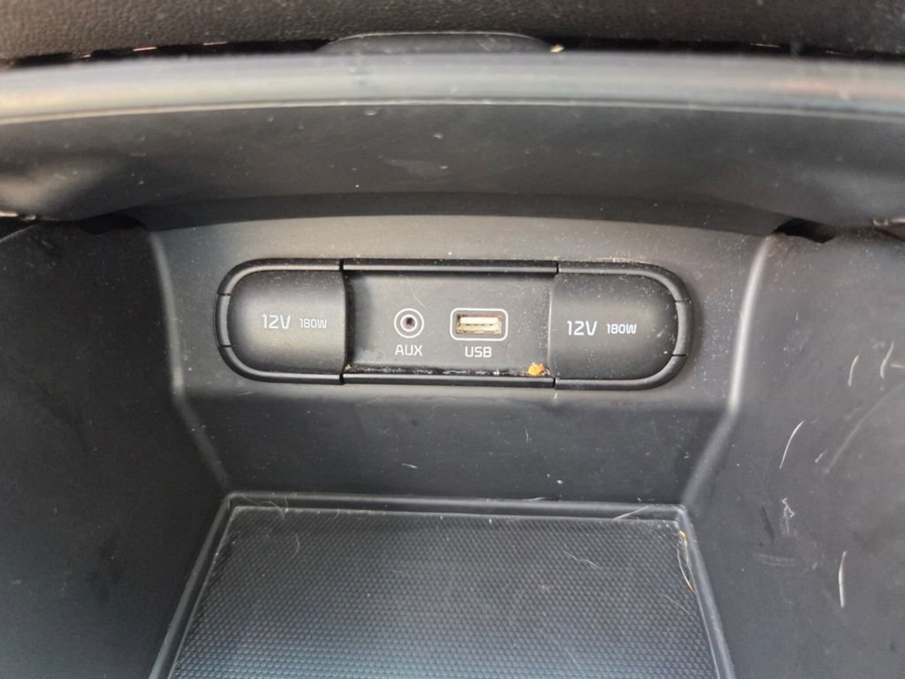Used 2020 Kia Sorento LX w/ LX I4 Convenience Package AWD/4WD image 33