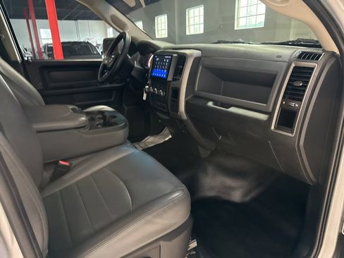 Used 2018 RAM 1500 Tradesman RWD image 32