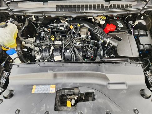 Used 2024 Ford Edge SE w/ Black Appearance Package image 30