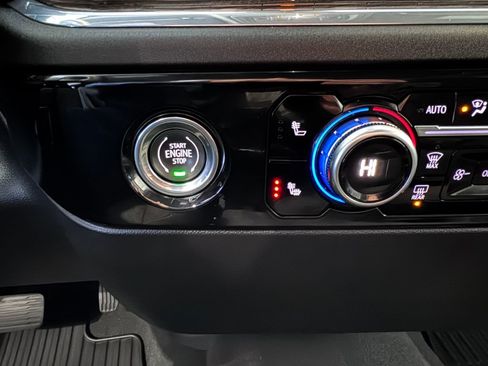 Certified 2024 GMC Sierra 1500 Elevation image 22