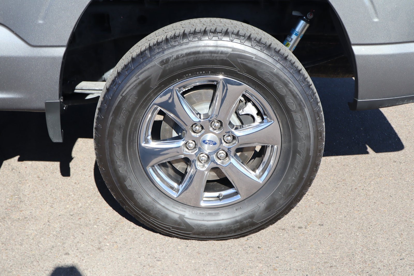Used 2023 Ford F150 Lariat w/ Max Trailer Tow Package AWD/4WD image 13