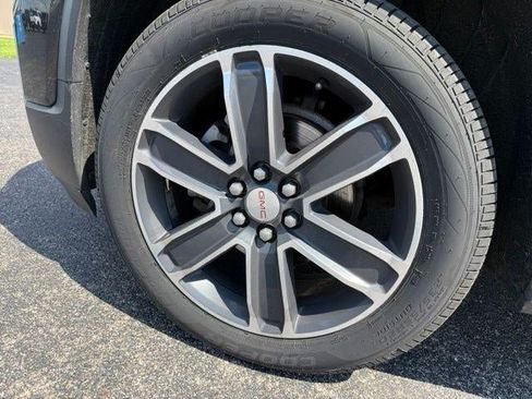 Used 2020 GMC Acadia SLT w/ Driver Alert Package II AWD/4WD image 10