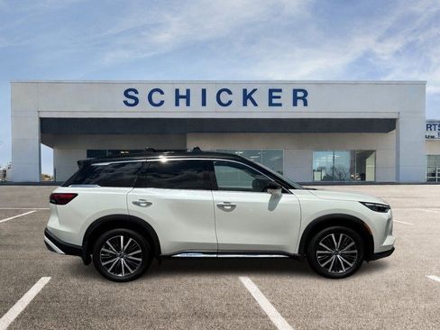 Used 2023 INFINITI QX60 Autograph AWD/4WD image 2