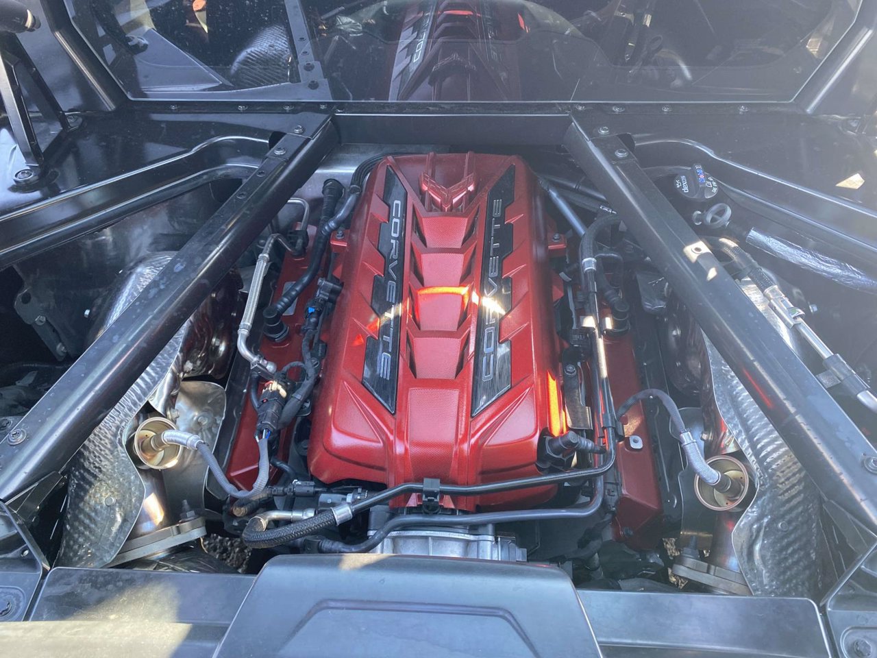 Used 2024 Chevrolet Corvette Stingray Preferred Cpe w/ Z51 Performance Package RWD image 18