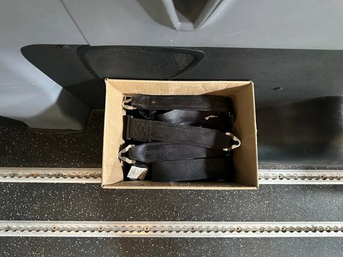 Used 2019 Ford Transit 350 XL image 31