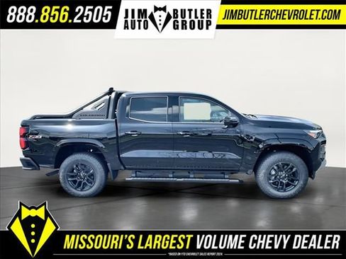 New 2025 Chevrolet Colorado Z71 w/ Midnight Edition AWD/4WD image 8