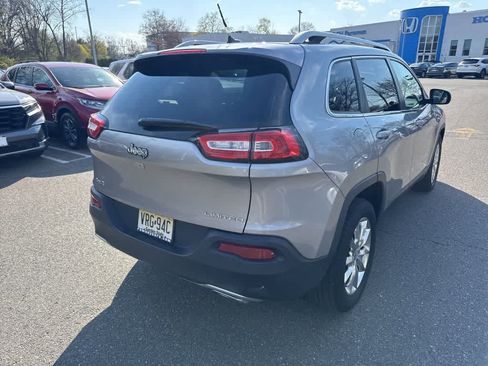 Used 2015 Jeep Cherokee Limited image 16
