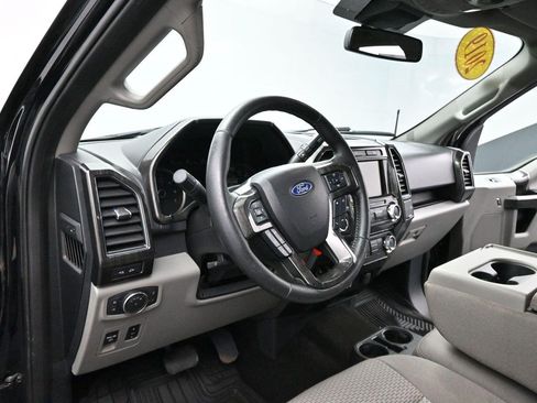 Used 2019 Ford F150 XLT w/ Equipment Group 302A Luxury AWD/4WD image 16