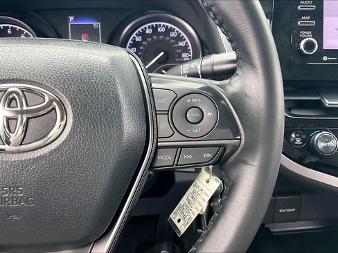 Used 2023 Toyota Camry SE image 24