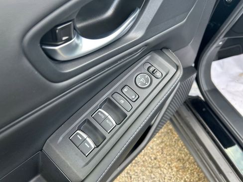 Used 2025 Honda Accord Sport image 11