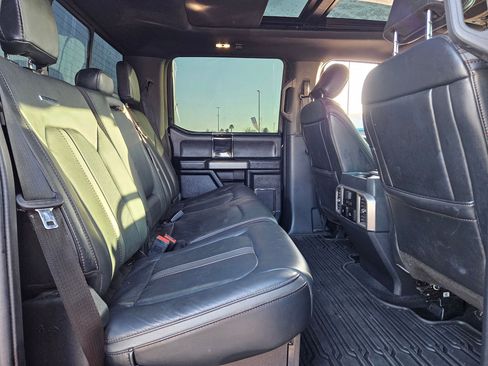 Used 2022 Ford F350 Platinum image 18