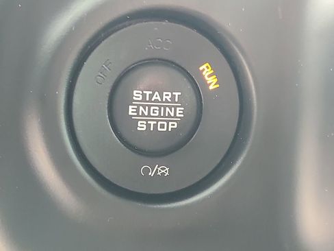 Used 2020 Jeep Gladiator Rubicon image 24