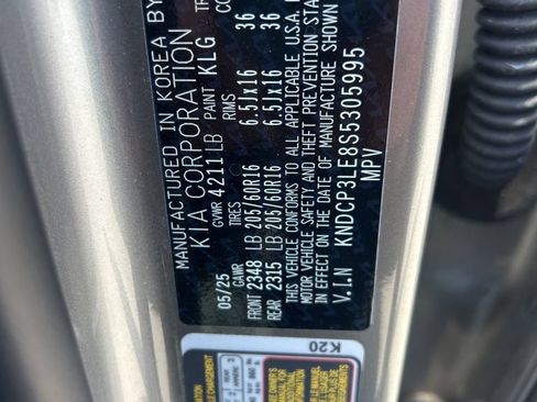 Used 2025 Kia Niro LX FWD image 3
