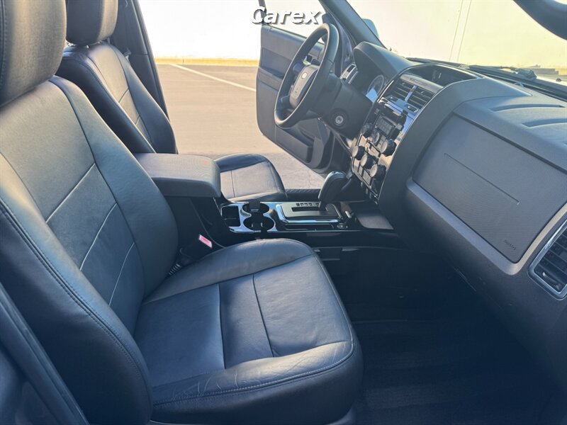 Used 2011 Ford Escape Limited w/ 302A Rapid Spec Order Code FWD image 19