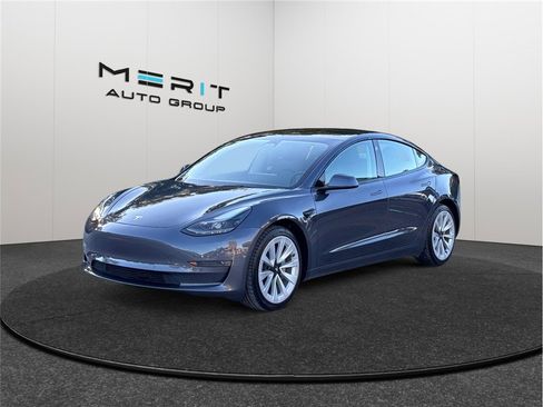 Used 2022 Tesla Model 3 Long Range image 4