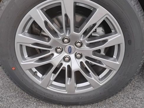 New 2026 Ford Explorer Active image 14