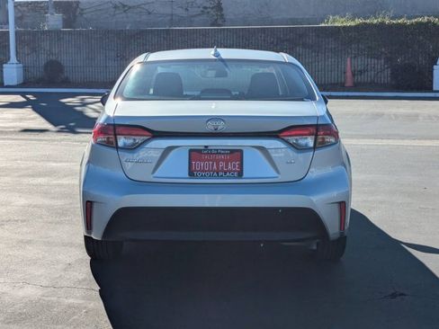 Used 2023 Toyota Corolla LE image 8