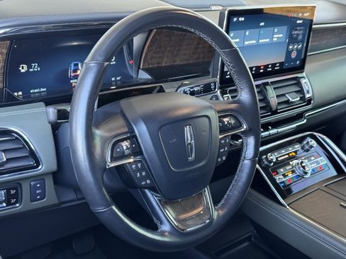 Used 2023 Lincoln Navigator Black Label image 19