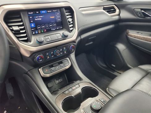 Used 2023 GMC Acadia Denali w/ Black Diamond Edition image 20