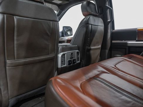 Used 2018 Ford F150 King Ranch w/ Equipment Group 601A Luxury image 38