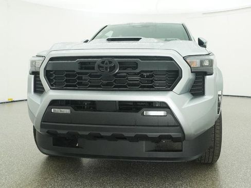 New 2026 Toyota Tacoma TRD Sport AWD/4WD image 37