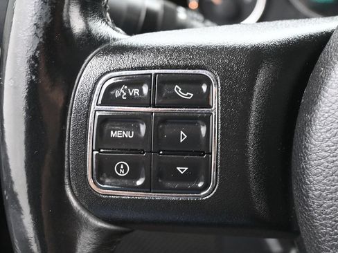 Used 2014 Jeep Wrangler Unlimited Sahara w/ Dual Top Group AWD/4WD image 14