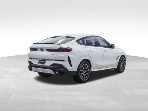 Certified 2024 BMW X6 xDrive40i w/ Premium Package image 5