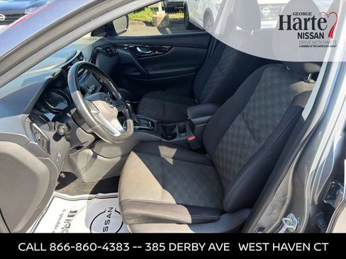 Used 2017 Nissan Rogue Sport SV w/ SV Premium Package AWD/4WD image 12