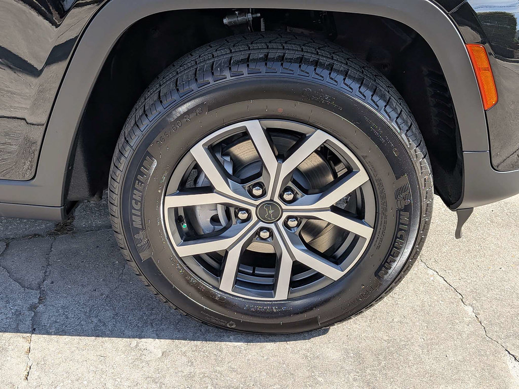 New 2027 Jeep Grand Cherokee Laredo X AWD/4WD image 12