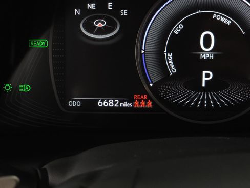 Certified 2025 Lexus ES 300h w/ Luxury Package image 22