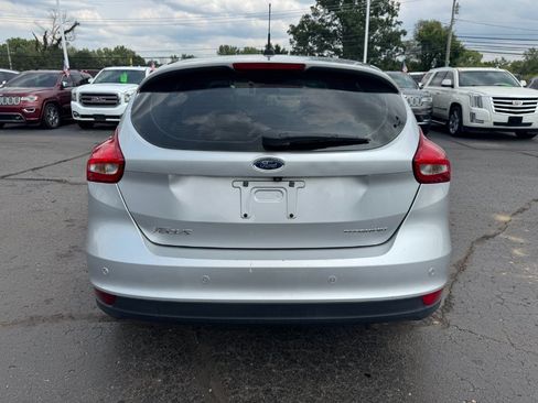 Used 2015 Ford Focus Titanium w/ Titanium Cold Weather Package FWD image 4